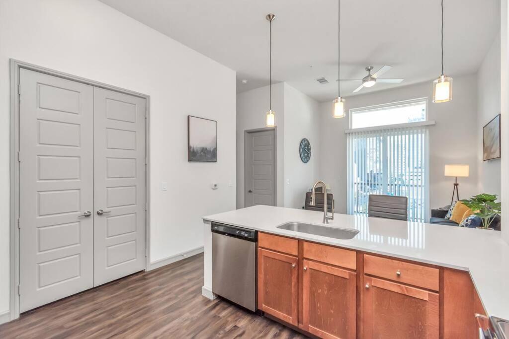 Апартаменты U3 Penthouse Houstonw Car Astros W Skyline-View Экстерьер фото